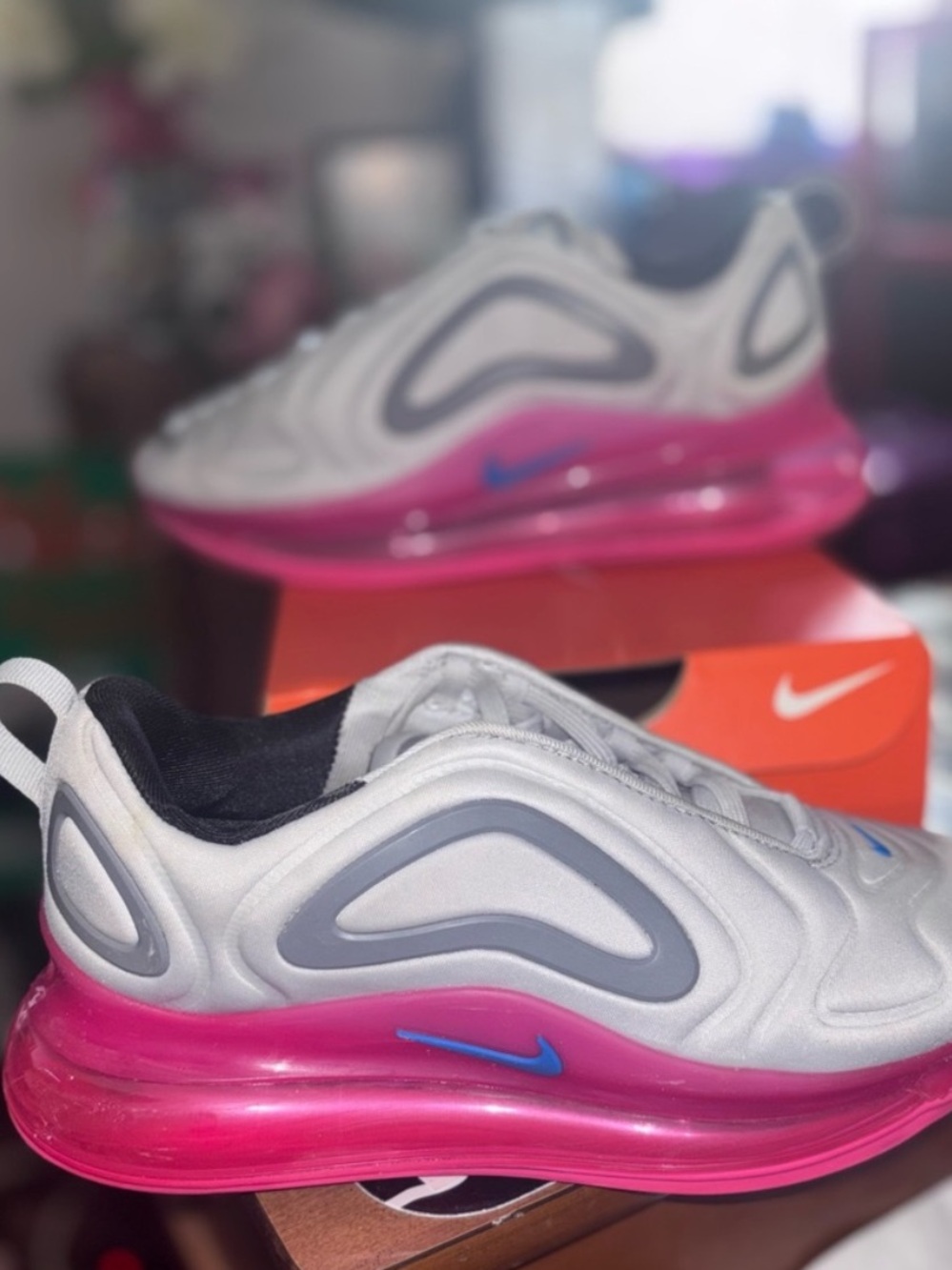 Nike Air Max 720 GS 'Pure Platinum' Pink Photo AQ3196-008 Size 5Y